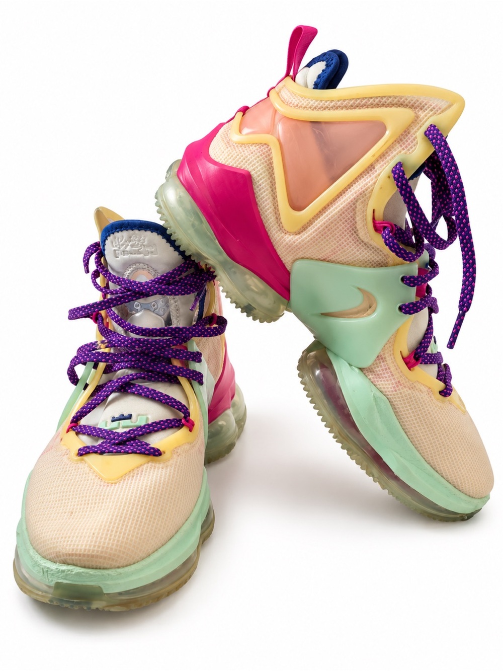Nike LeBron 19 Valentine's Day Love Letter Basketball Shoes Size 8 DH8459-900